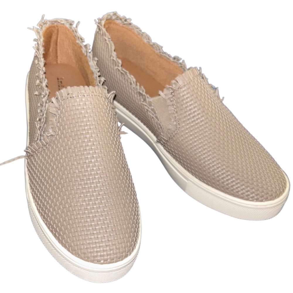 Size 9M Indigo Rd Brown Slip On Shoes Sneakers